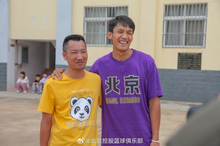 那一封信的故事还在延续 矣进宏母校的师生们来到北京了!